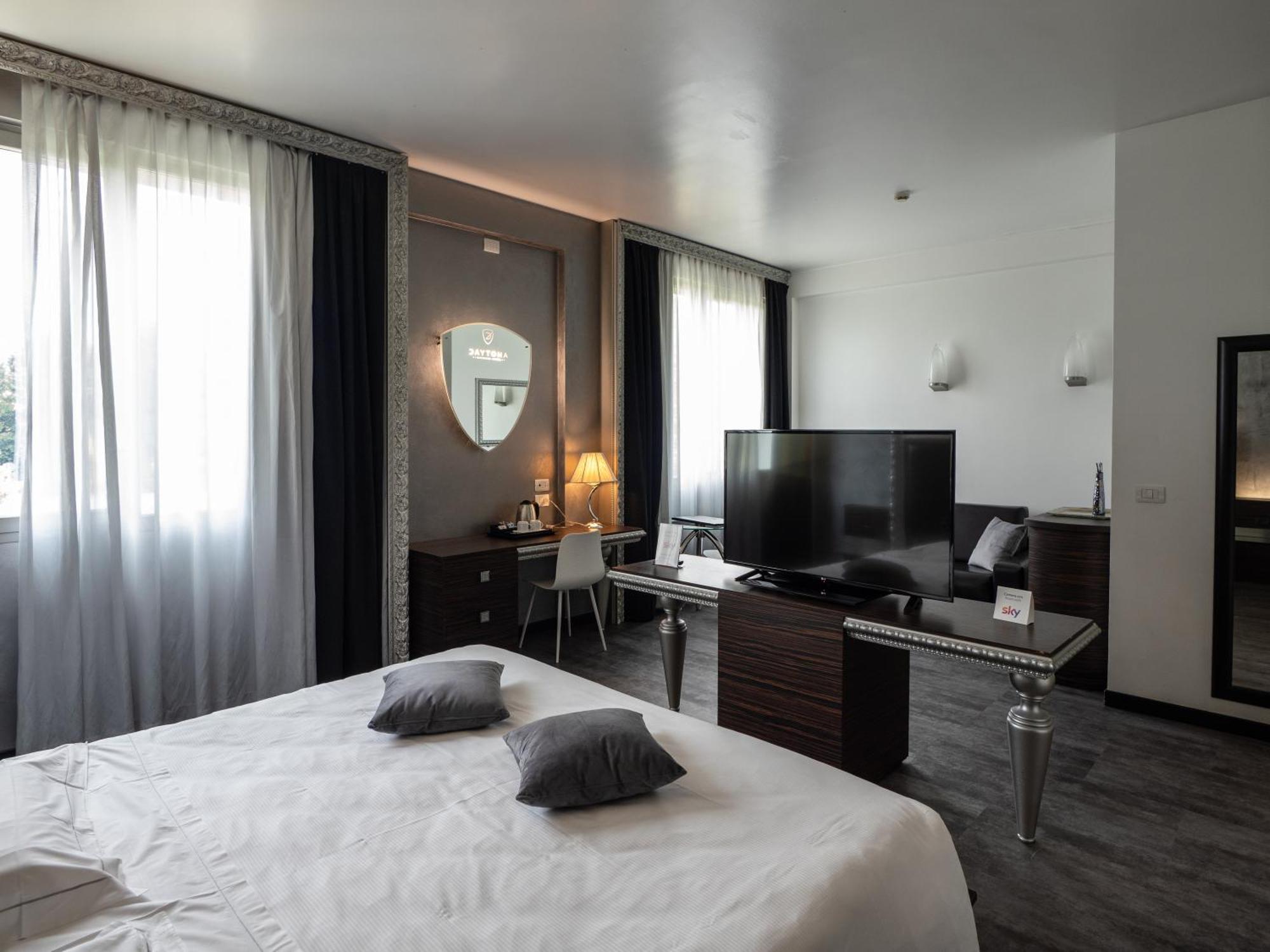 Daytona Business Hotel Collecchio Luaran gambar
